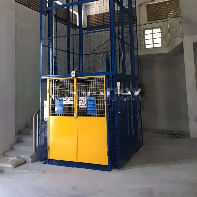مصعد بضائع هيدروليكي ثابت للاس - مراجعة Heavy Equipment Industry وسعره
