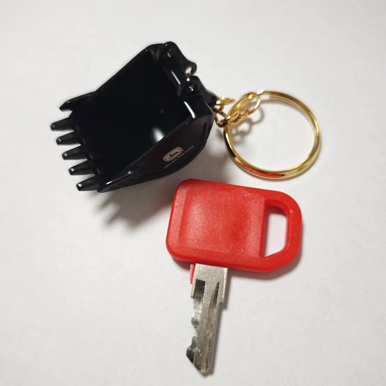 سلسلة مفاتيح JDR لحفارة John D - مراجعة Heavy Equipment Keychain وسعره