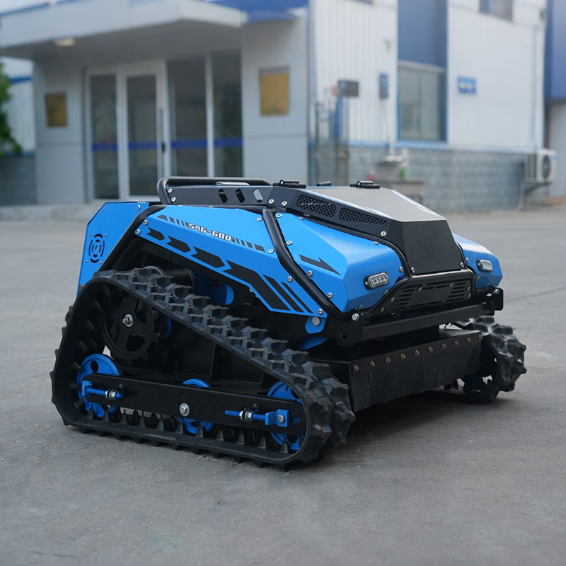 جزازة عشب احترافية ثقيلة الوزن - مراجعة Heavy Equipment Landscaping وسعره